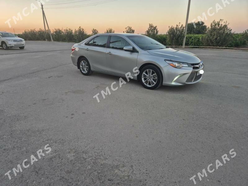 Toyota Camry 2017 - 255 000 TMT - Büzmeýin - img 4