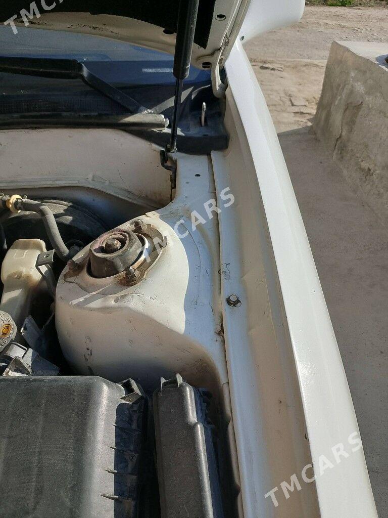 Toyota Avalon 1996 - 90 000 TMT - Байрамали - img 5
