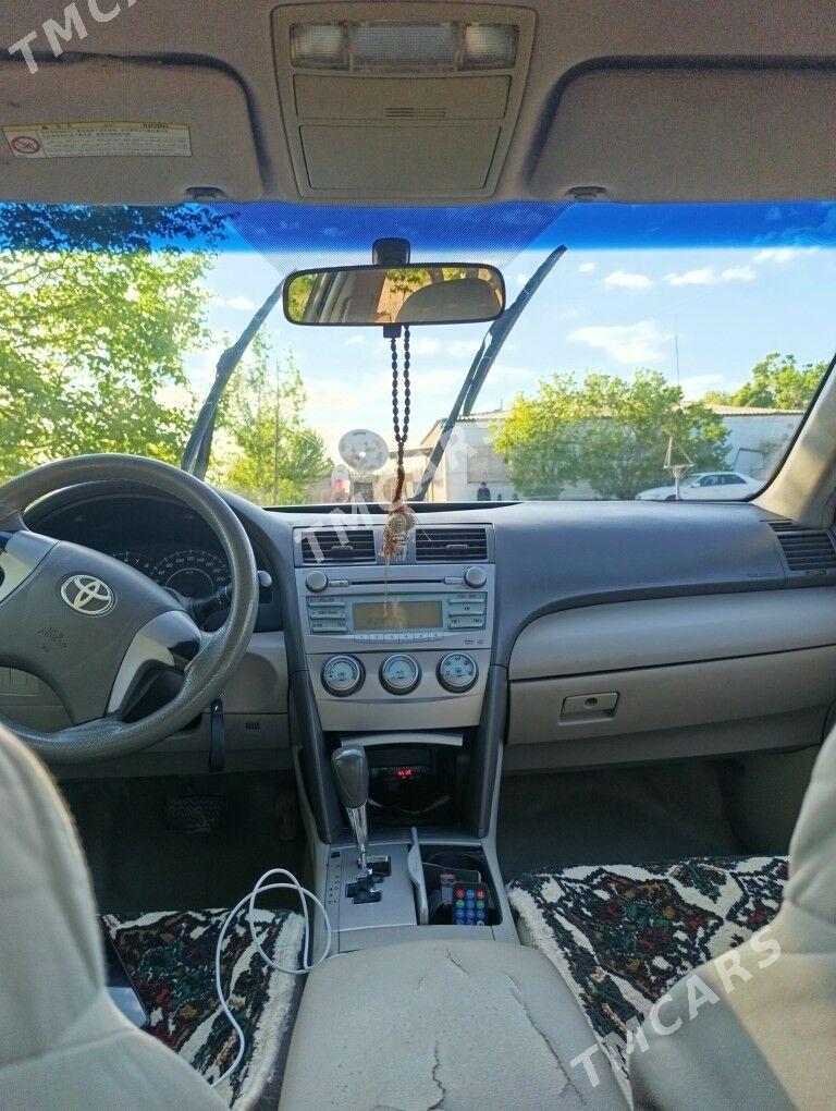Toyota Camry 2010 - 150 000 TMT - Köneürgenç - img 3