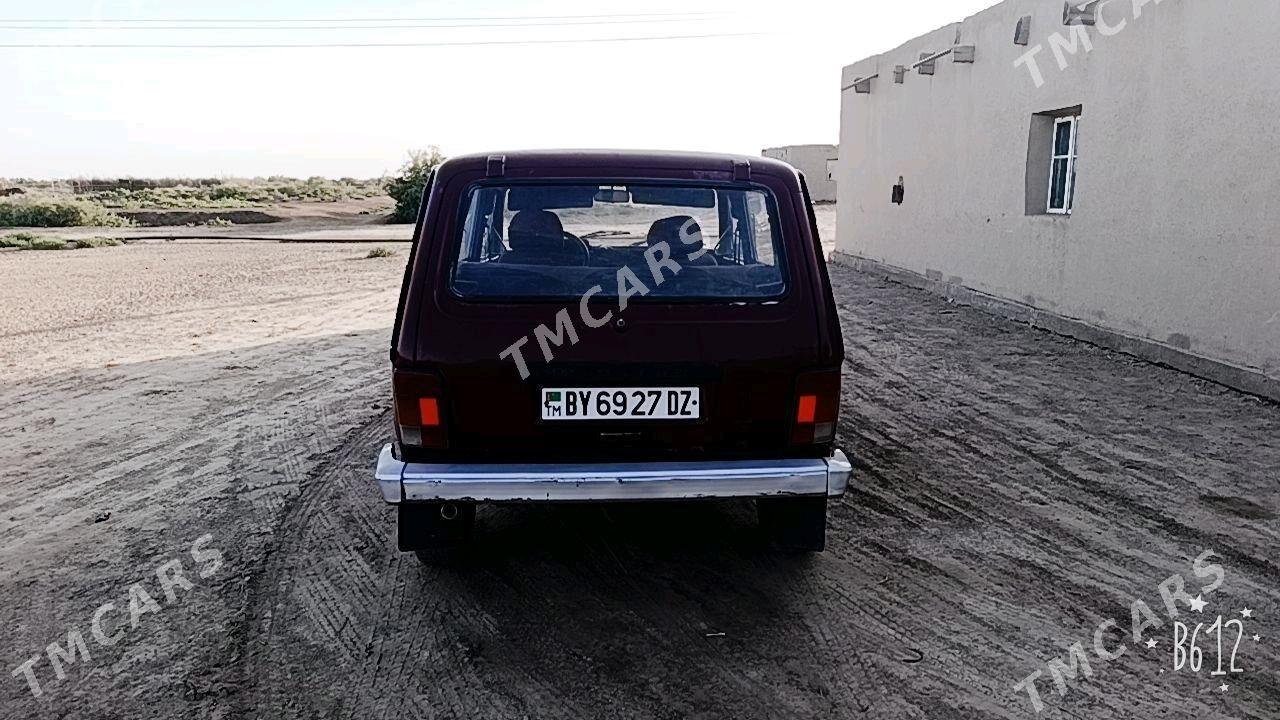 Lada Niva 1998 - 40 000 TMT - етр. Туркменбаши - img 5