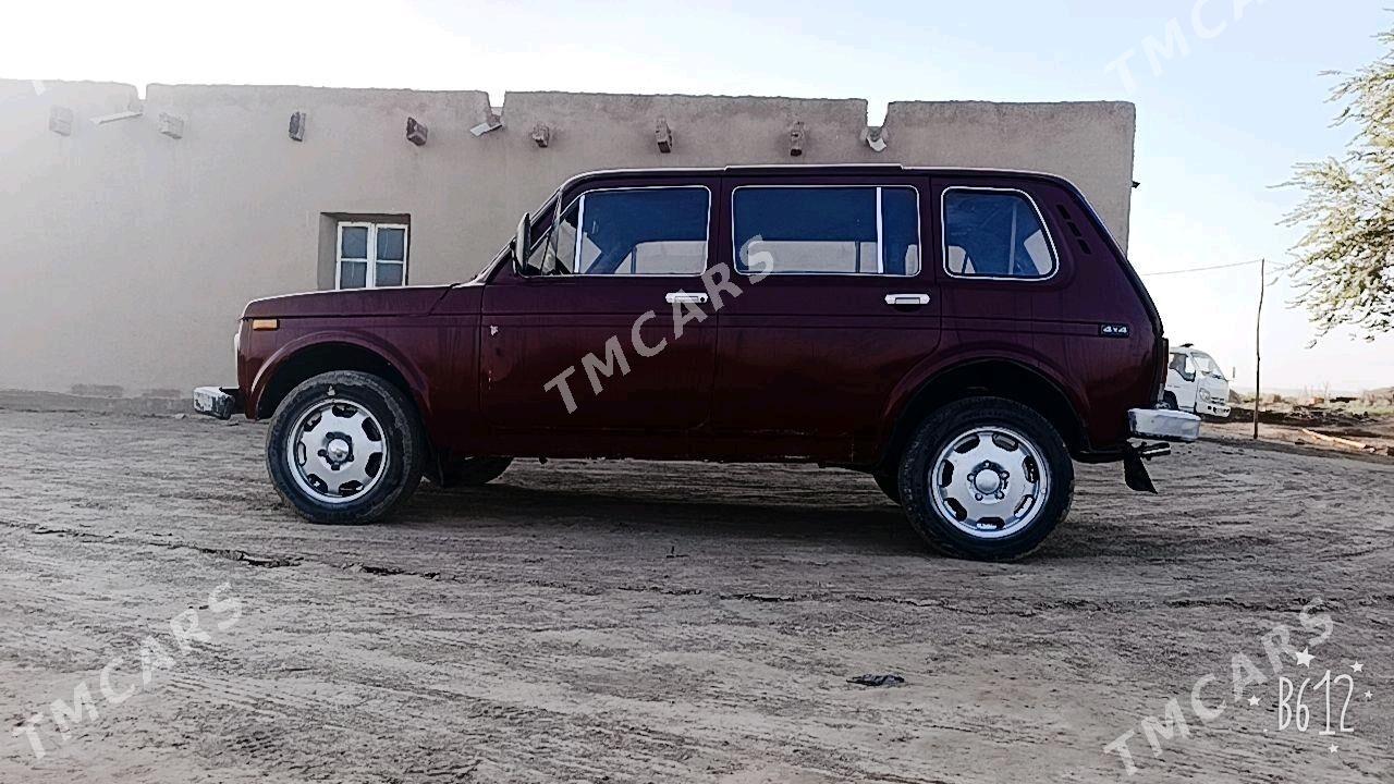 Lada Niva 1998 - 40 000 TMT - етр. Туркменбаши - img 6