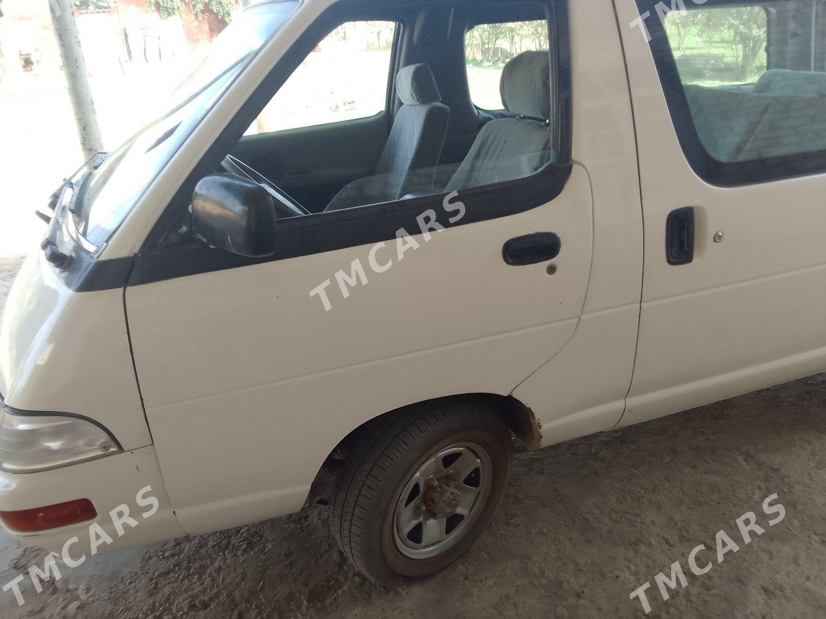 Toyota Town Ace 1989 - 22 000 TMT - Сакарчага - img 2