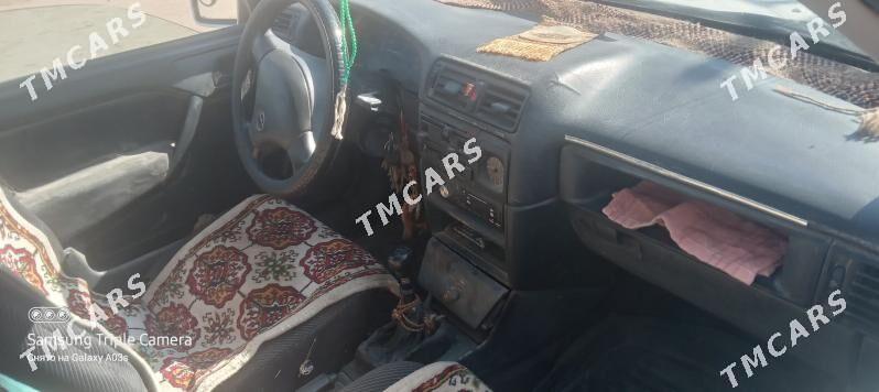 Opel Vectra 1991 - 28 000 TMT - Болдумсаз - img 2