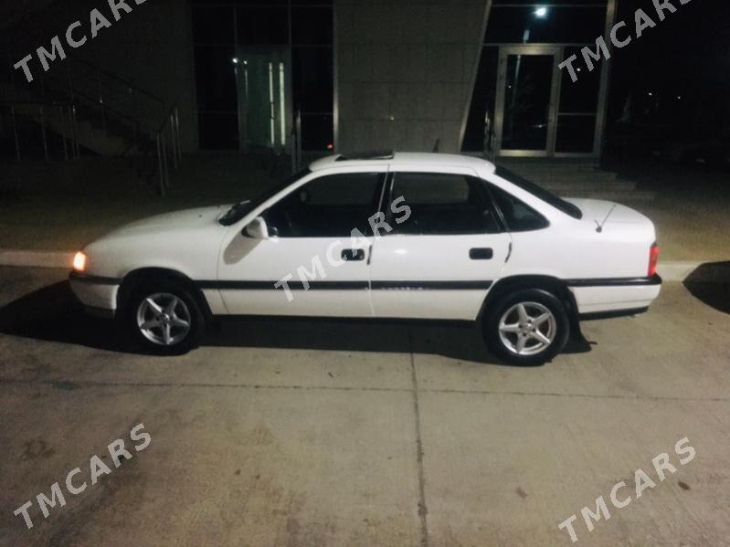 Opel Vectra 1993 - 36 000 TMT - Туркменабат - img 3