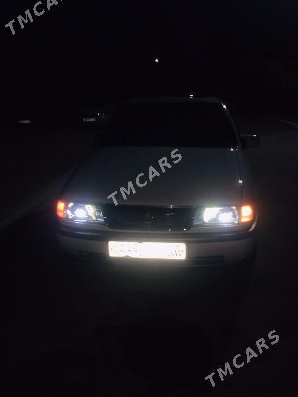 Opel Vectra 1993 - 36 000 TMT - Туркменабат - img 9