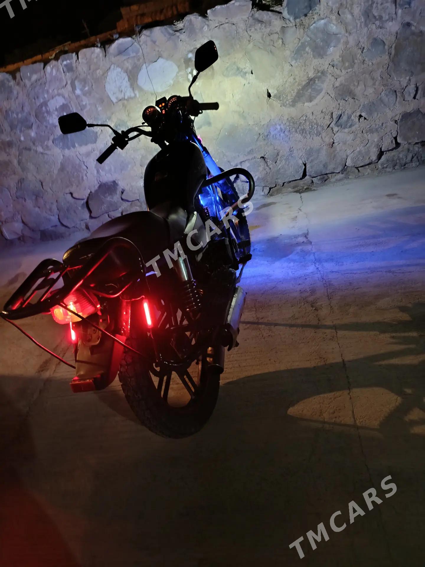 Fekon FK200-14G 2015 - 11 800 TMT - Bäherden - img 7