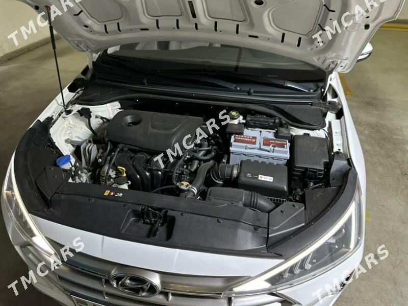Hyundai Elantra 2019 - 220 000 TMT - Atatürk köç. - img 4