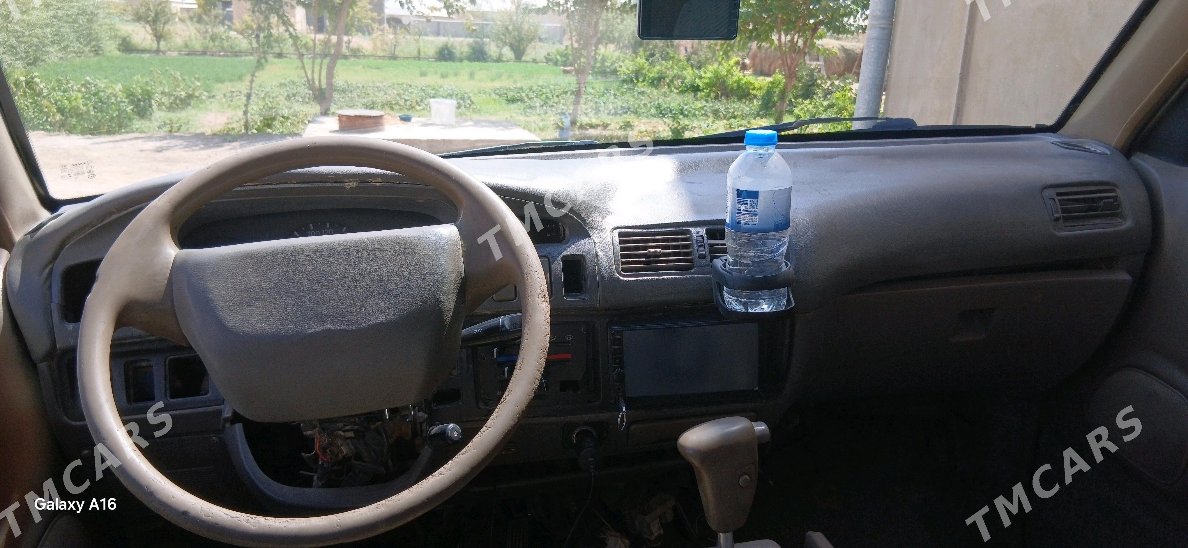 Toyota Town Ace 1995 - 26 000 TMT - Mary - img 4