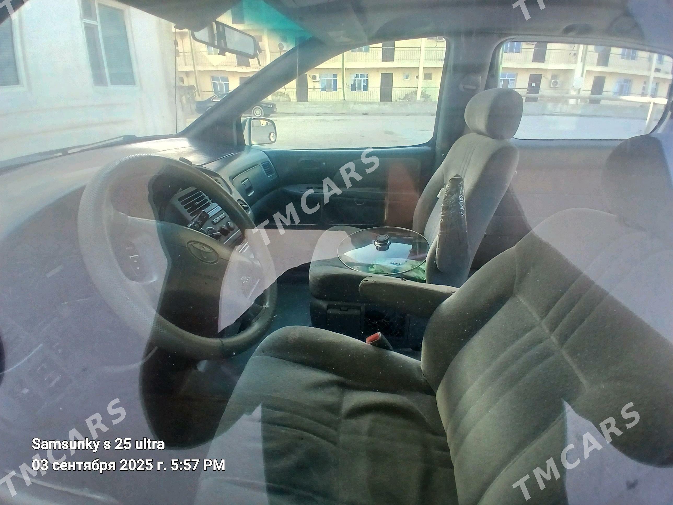 Toyota Sienna 2002 - 118 000 TMT - Garabogaz - img 3