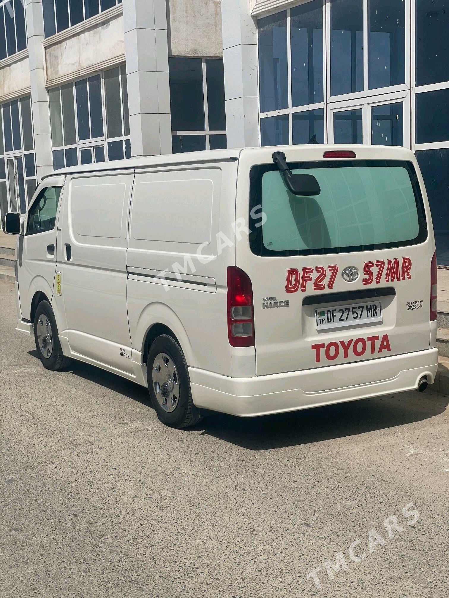 Toyota Hiace 2010 - 300 000 TMT - Mary - img 4