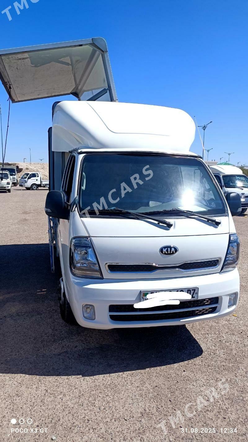 Kia Bongo 2020 - 260 000 TMT - Daşoguz - img 4
