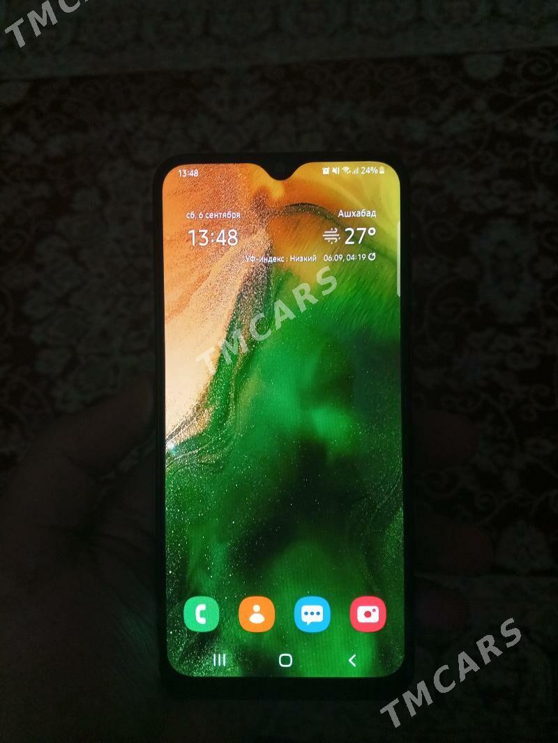 Samsung Galaxy A20 - Гаудан "Б" - img 2