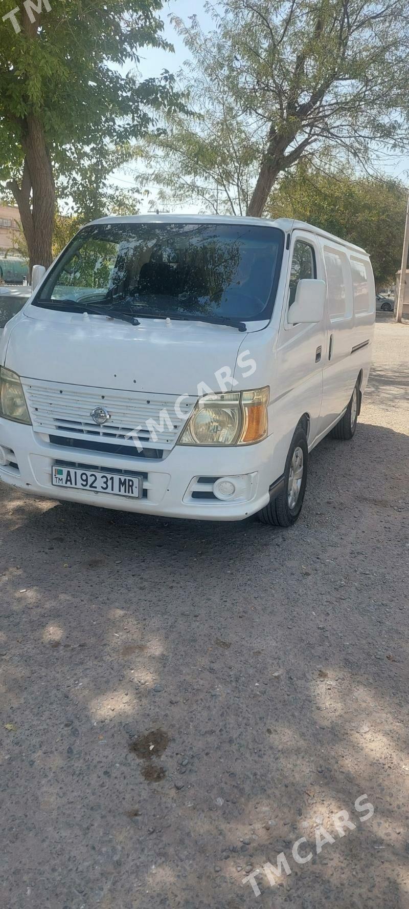 Nissan Urvan 2008 - 150 000 TMT - Байрамали - img 3