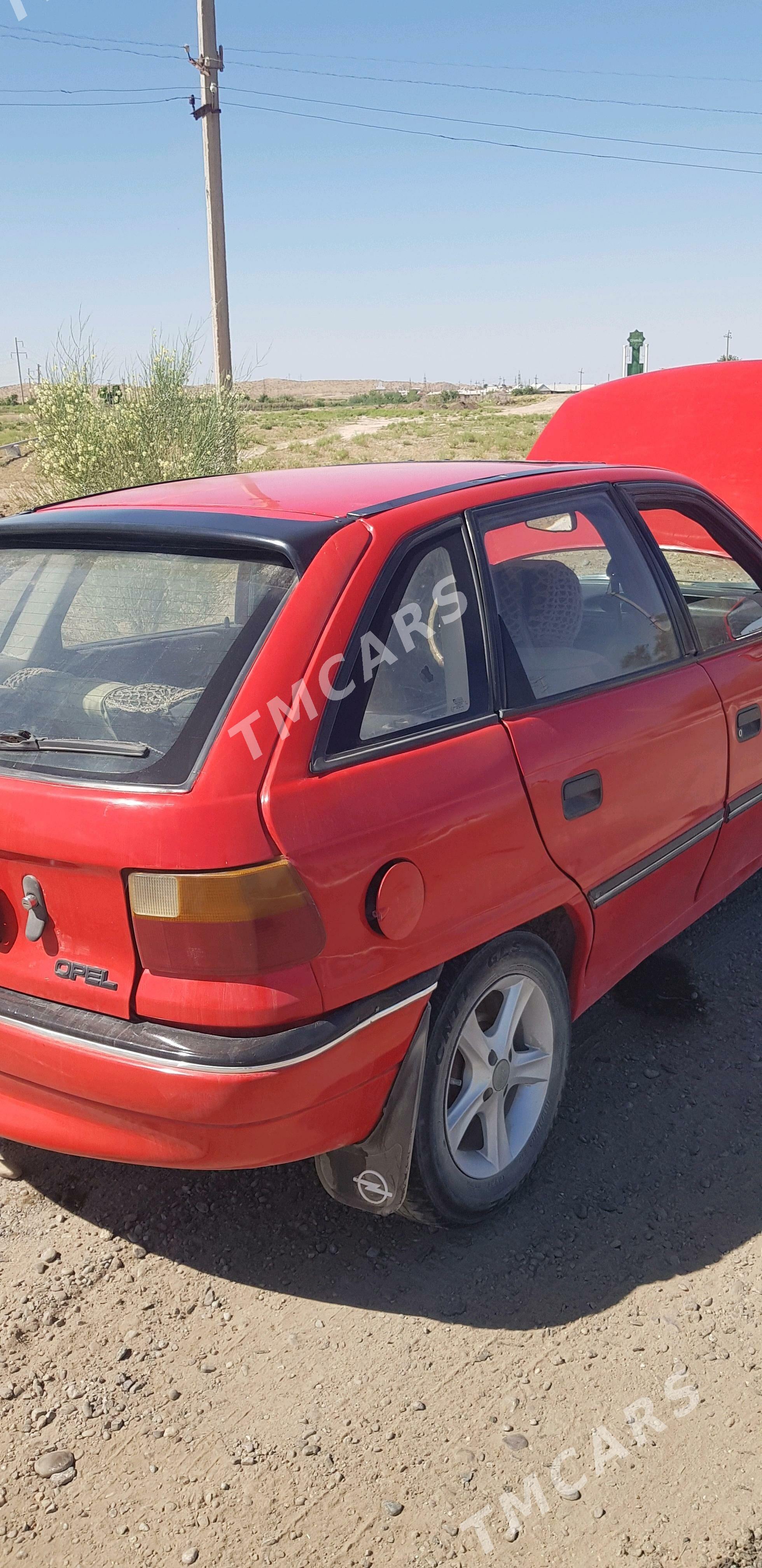 Opel Astra 1993 - 28 000 TMT - Ёлётен - img 3