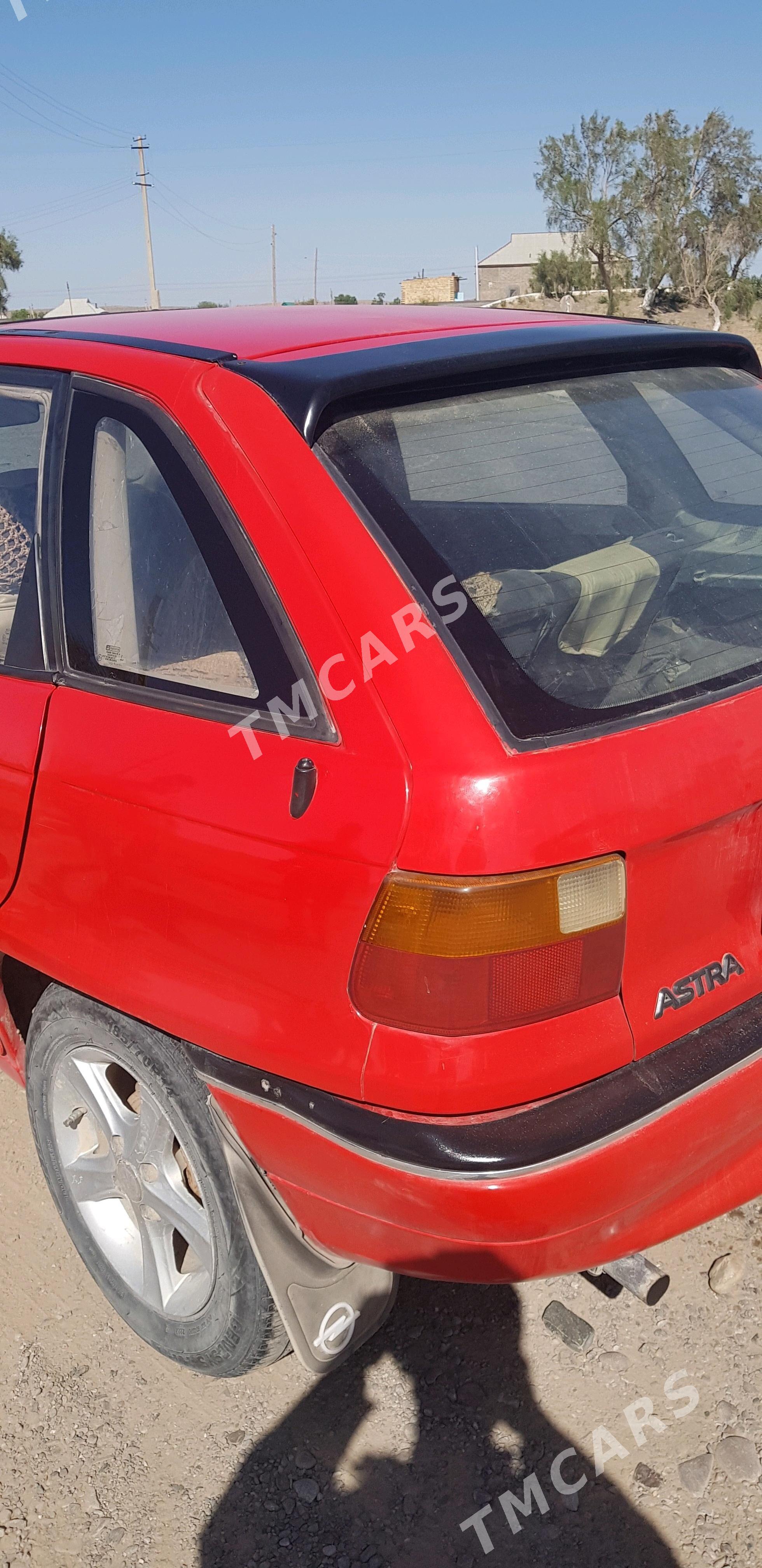 Opel Astra 1993 - 28 000 TMT - Ёлётен - img 5