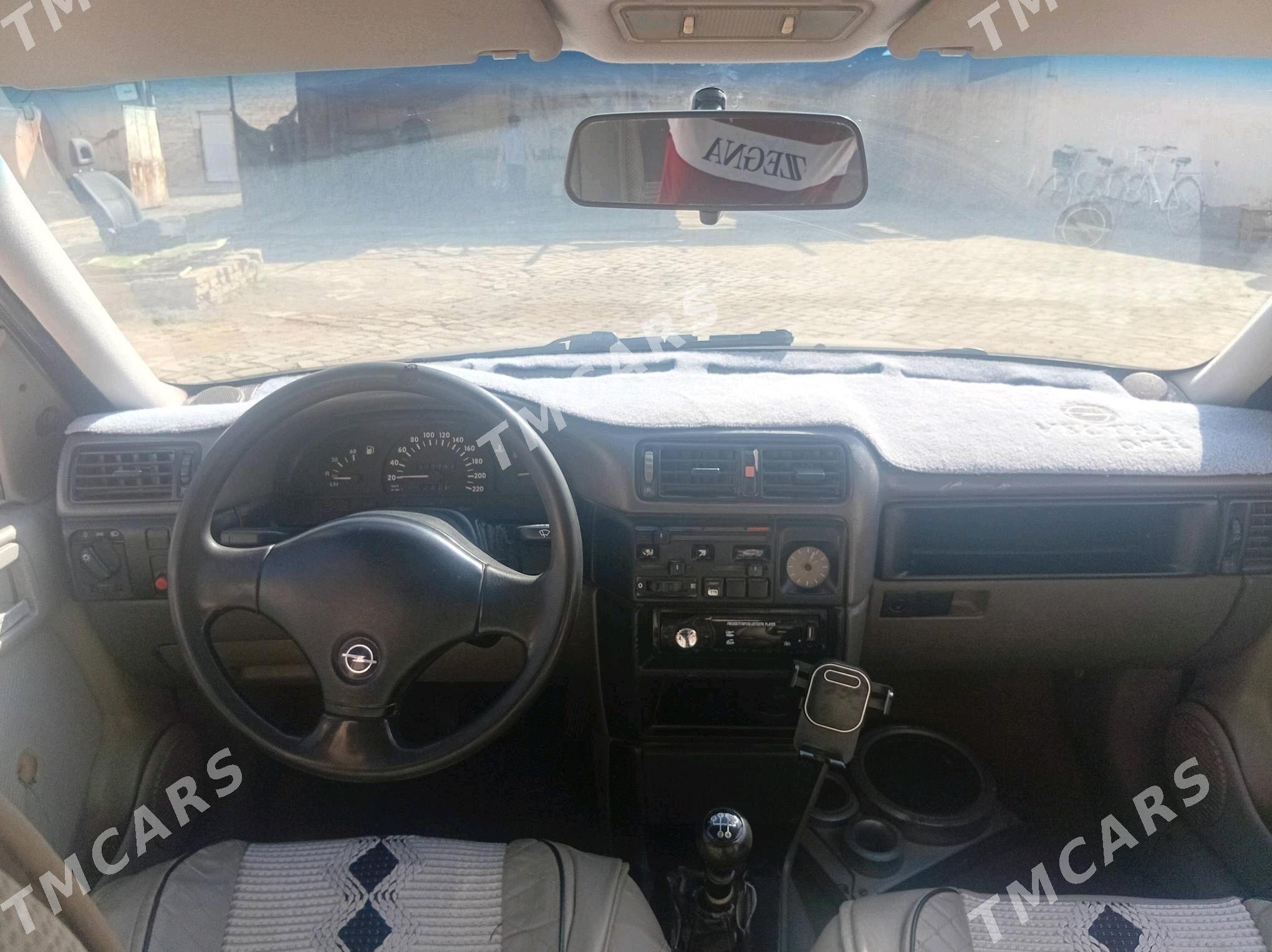 Opel Vectra 1992 - 40 000 TMT - Туркменгала - img 2
