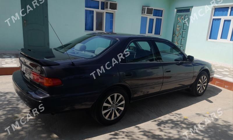 Toyota Camry 2001 - 133 000 TMT - Bereket - img 2