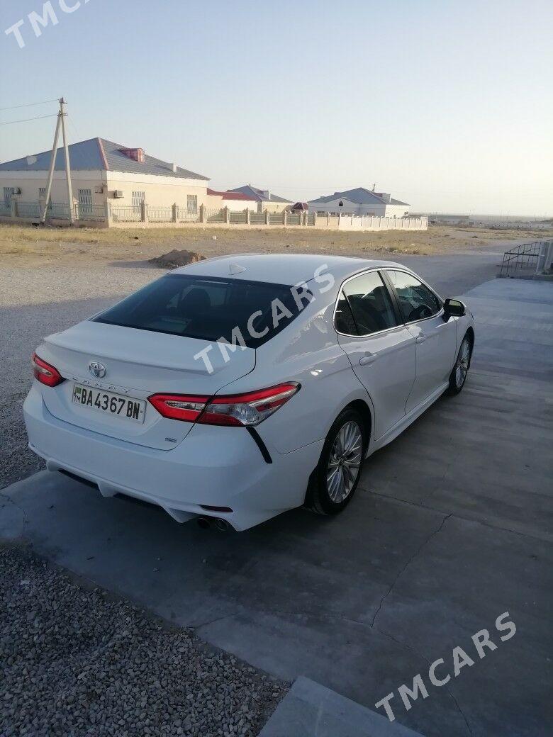 Toyota Camry 2019 - 320 000 TMT - Балканабат - img 3