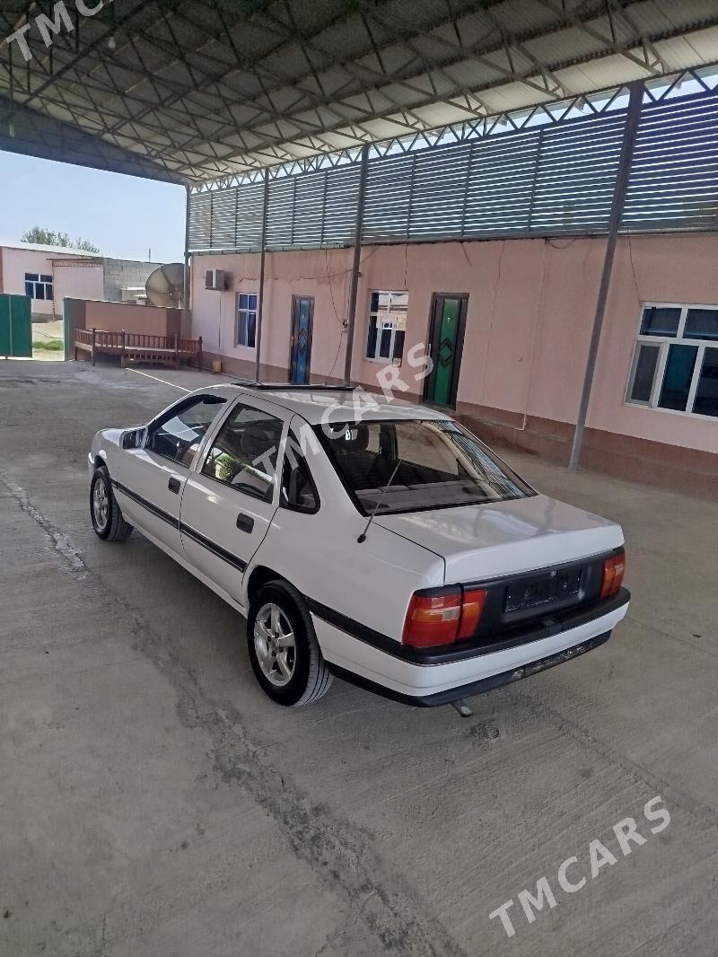 Opel Vectra 1991 - 40 000 TMT - Bäherden - img 4