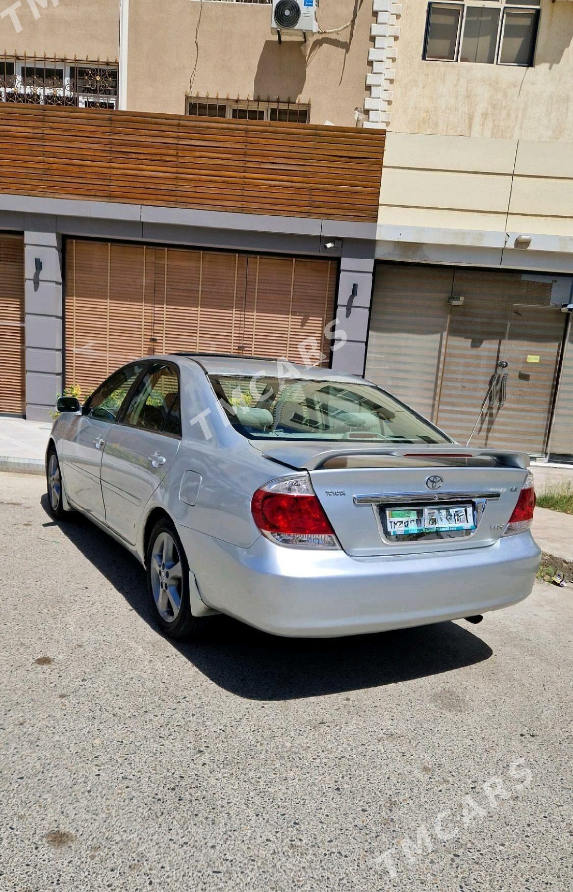 Toyota Camry 2003 - 130 000 TMT - Мары - img 6