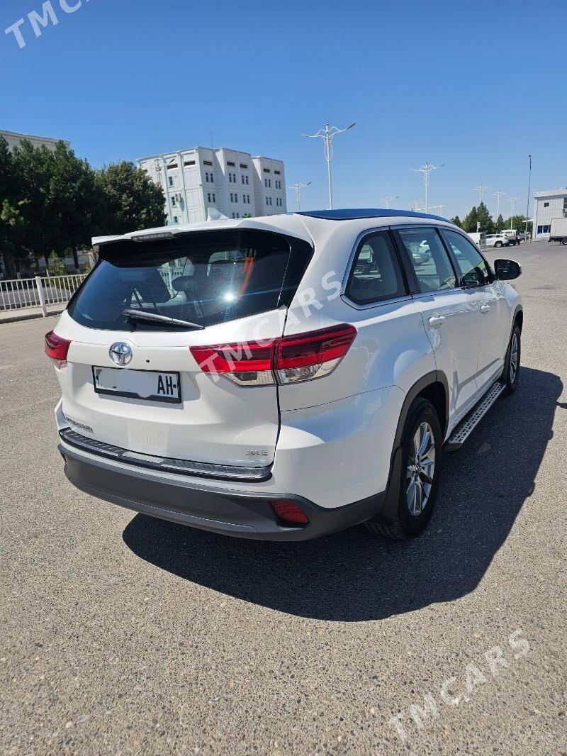 Toyota Highlander 2019 - 385 000 TMT - Ашхабад - img 3