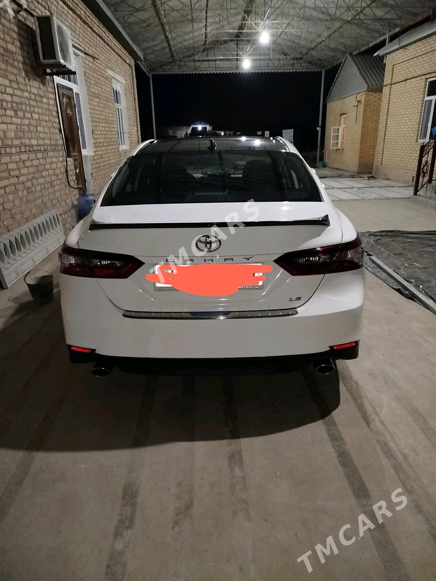 Toyota Camry 2022 - 280 000 TMT - Сакарчага - img 5