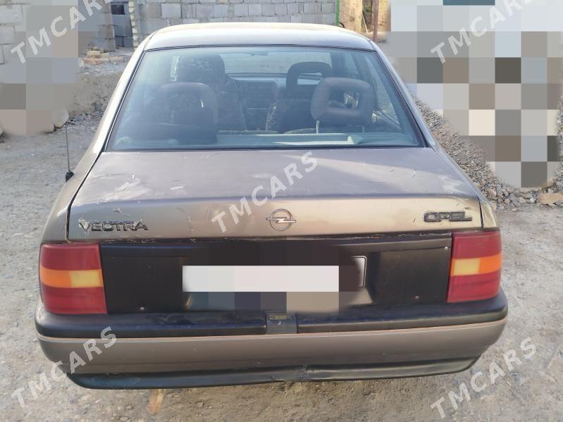Opel Vectra 1990 - 30 000 TMT - Gyzylarbat - img 1