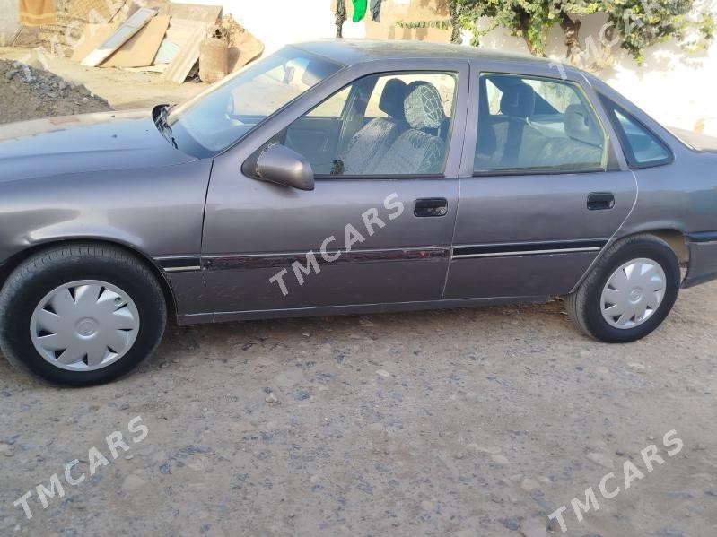 Opel Vectra 1990 - 30 000 TMT - Gyzylarbat - img 2