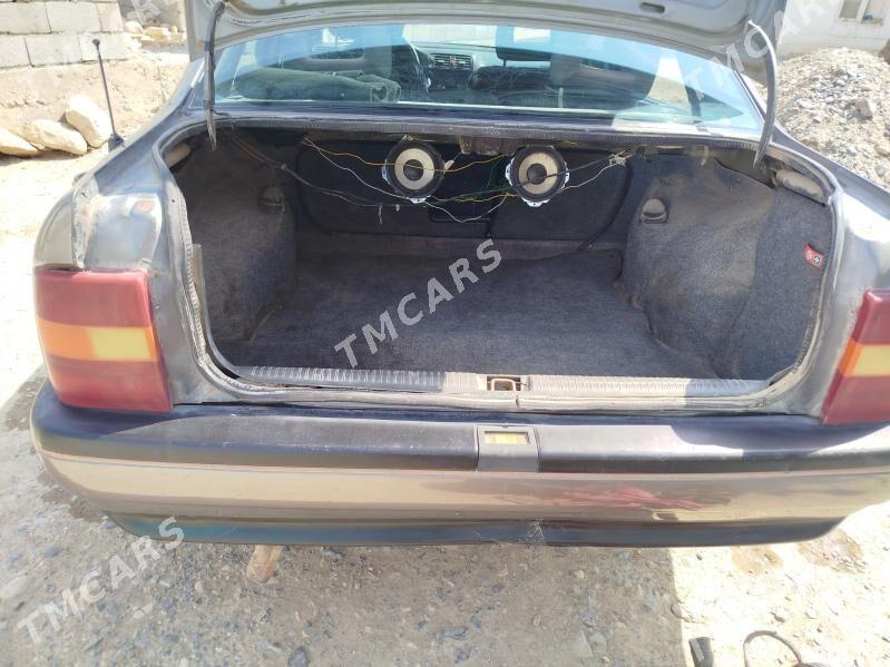 Opel Vectra 1990 - 30 000 TMT - Gyzylarbat - img 9