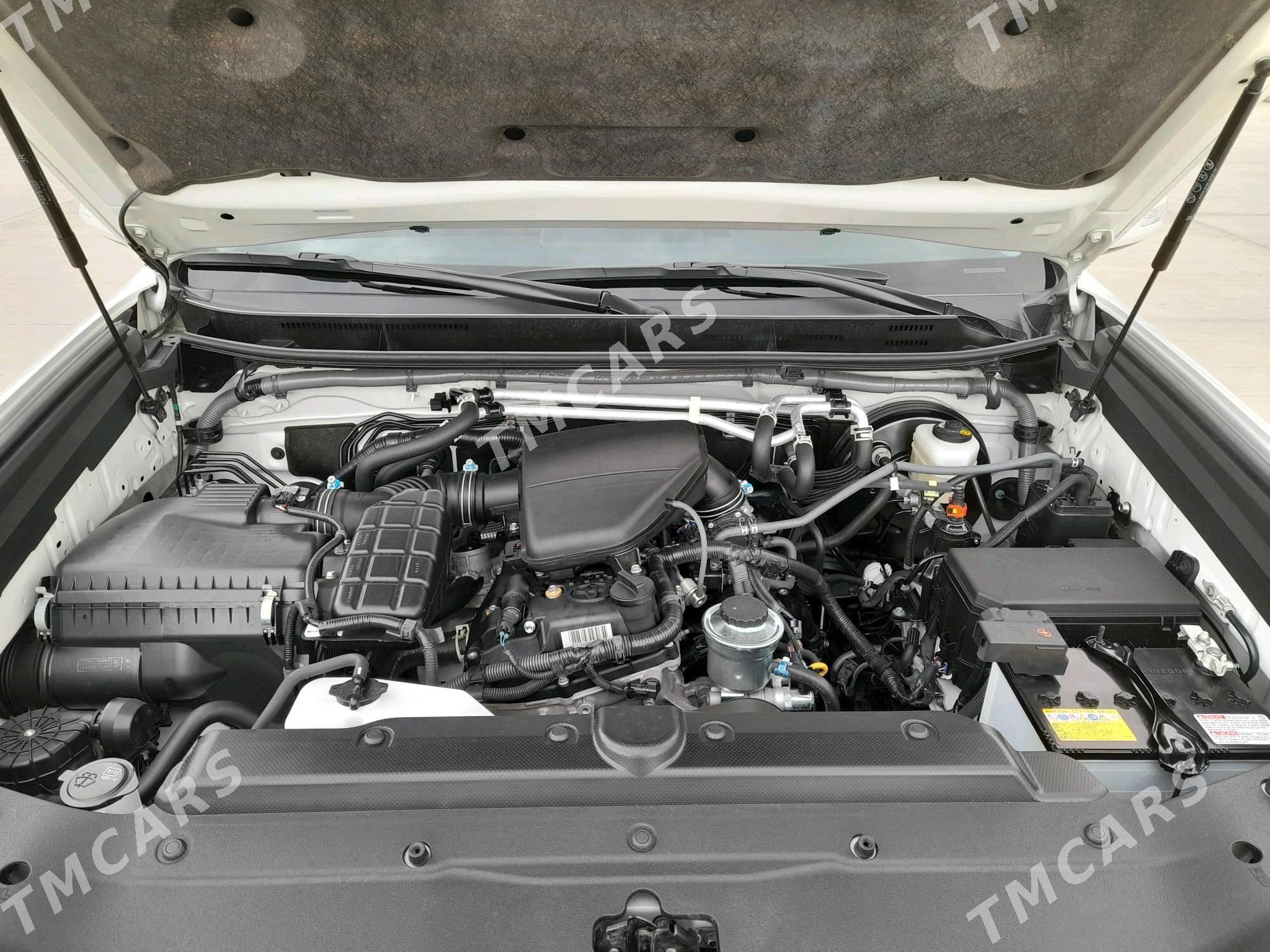 Toyota Land Cruiser Prado 2018 - 809 000 TMT - Türkmenbaşy - img 9