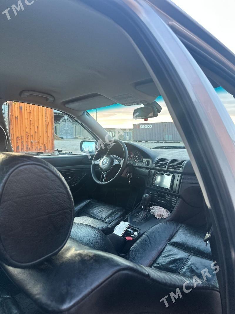 BMW E39 2003 - 130 000 TMT - Balkanabat - img 2