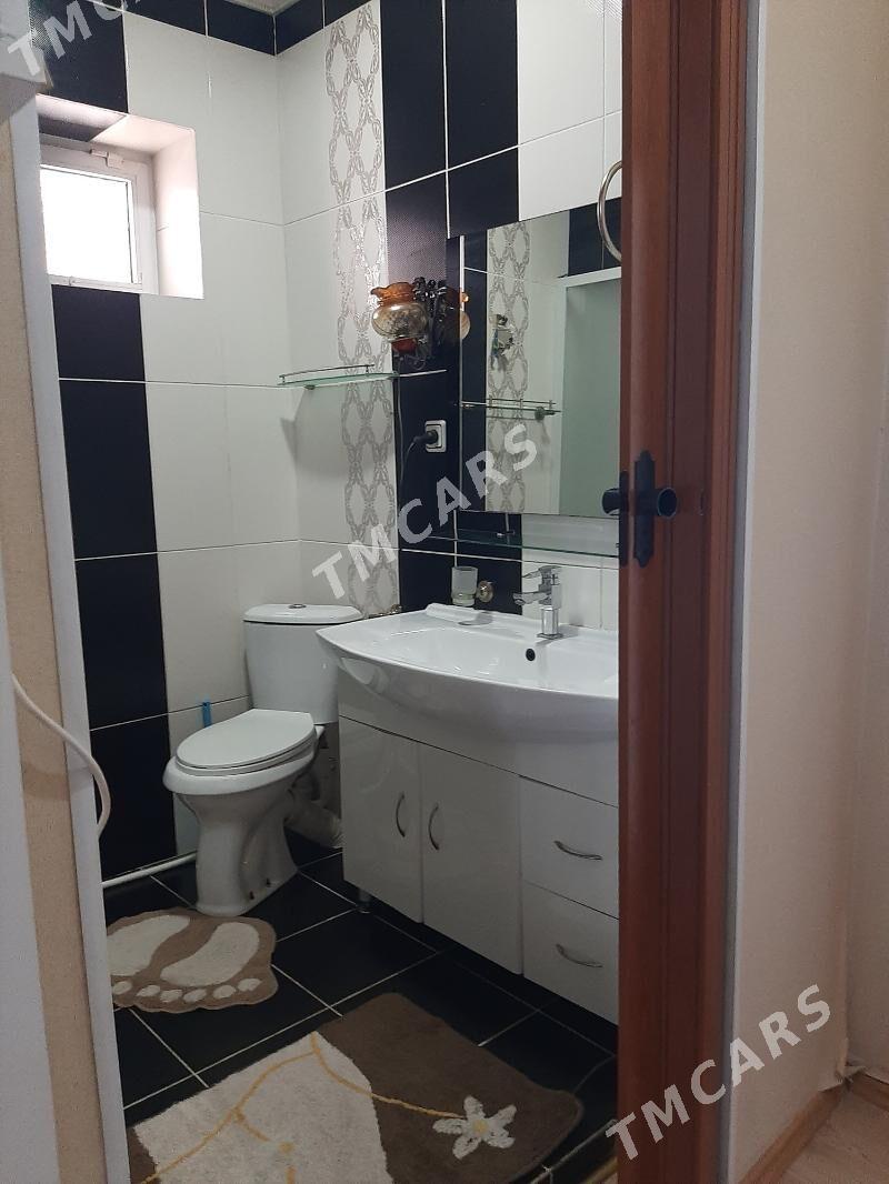 продам квартиру - Türkmenbaşy - img 3