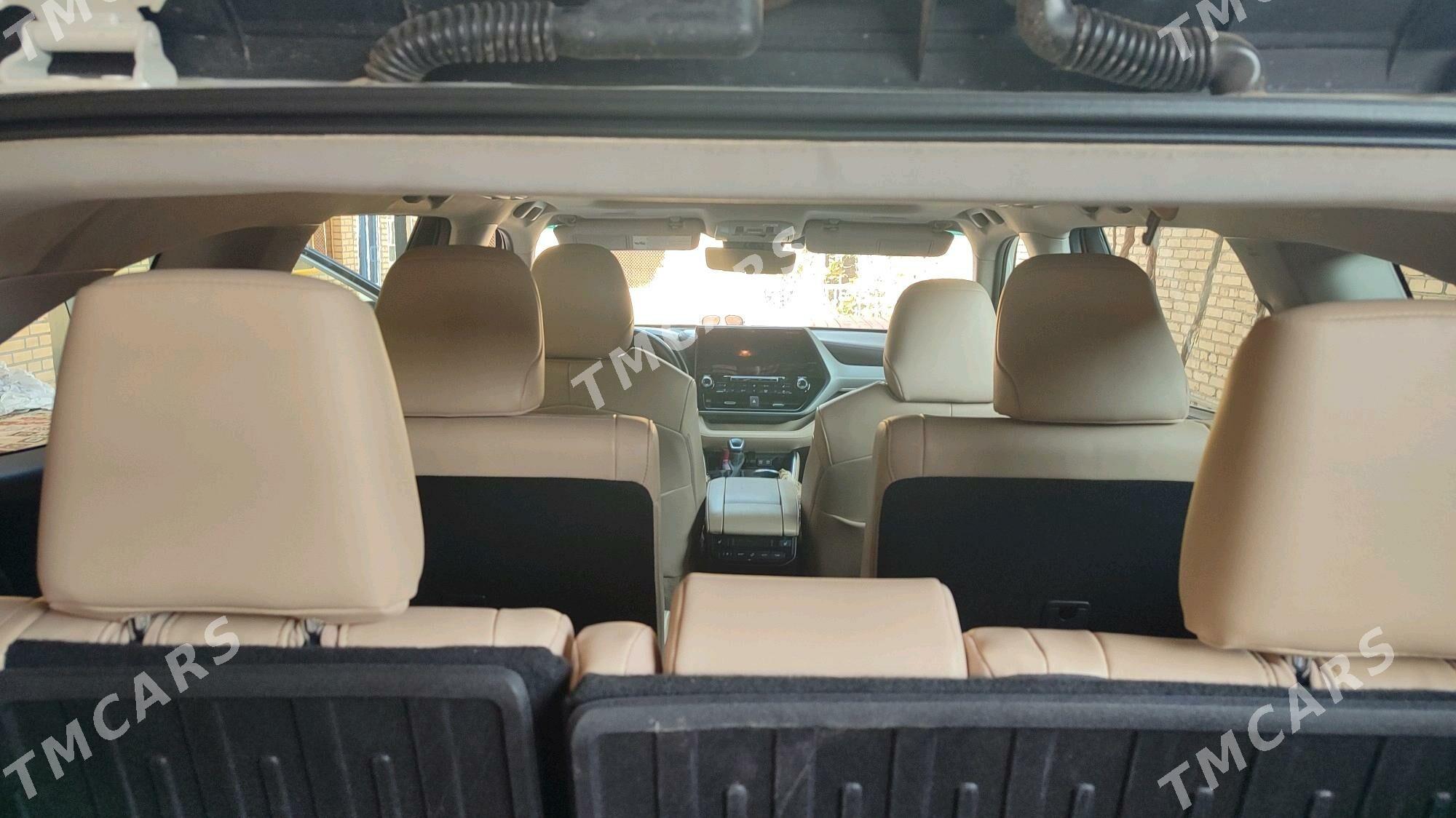 Toyota Highlander 2020 - 620 000 TMT - Baýramaly - img 3