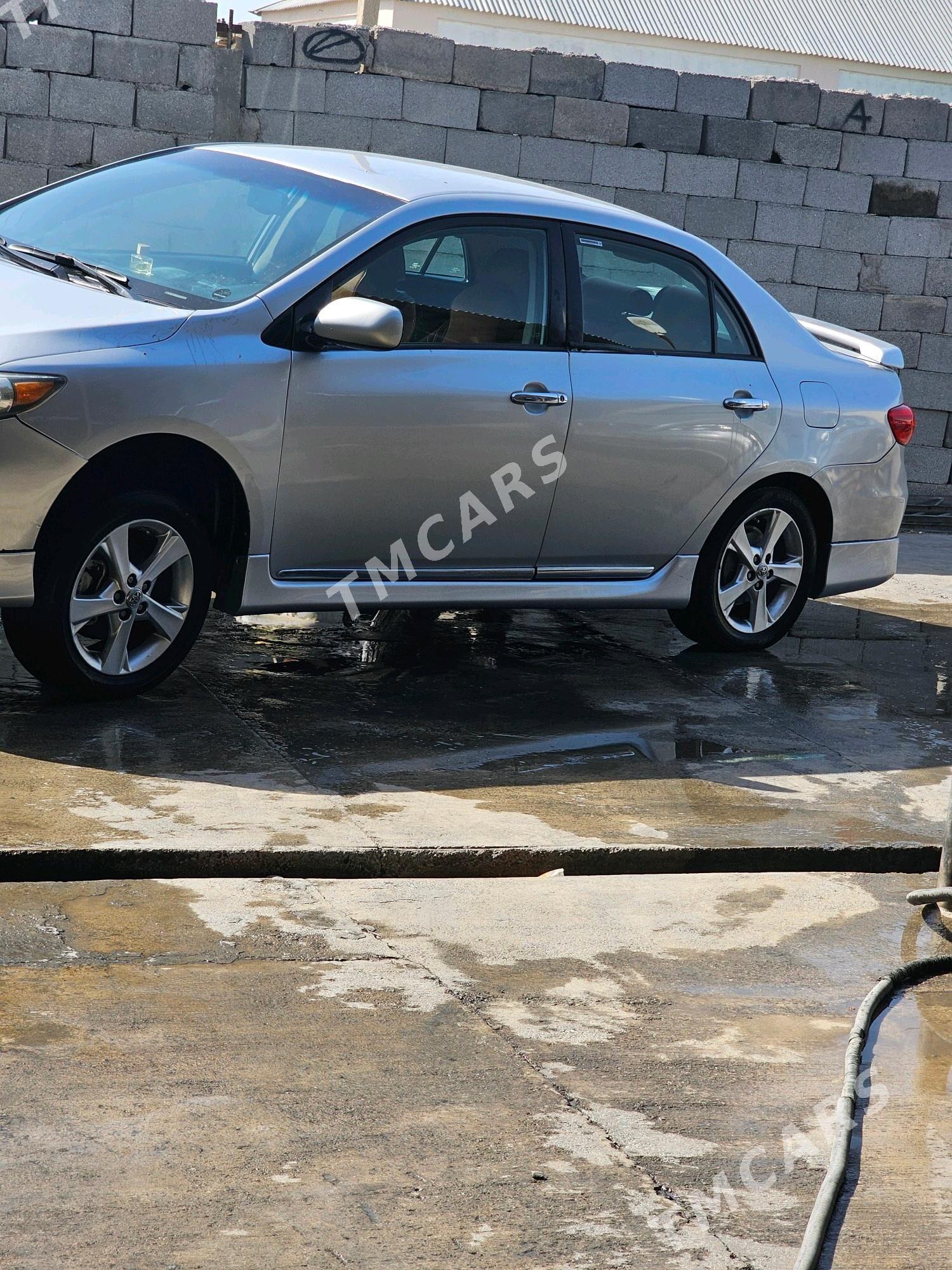 Toyota Corolla 2013 - 185 000 TMT - Büzmeýin - img 2