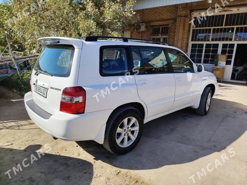 Toyota Highlander 2004 - 220 000 TMT - Köneürgenç - img 2