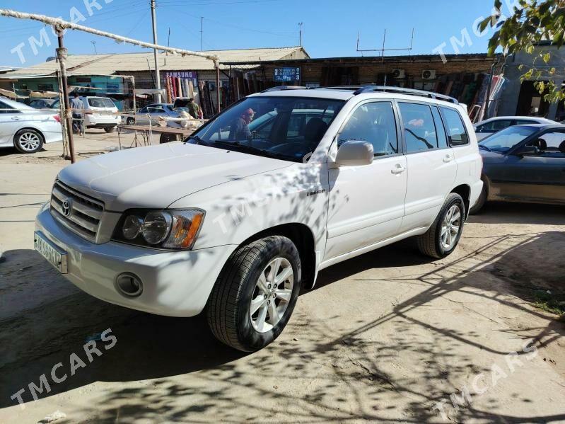 Toyota Highlander 2004 - 220 000 TMT - Köneürgenç - img 4