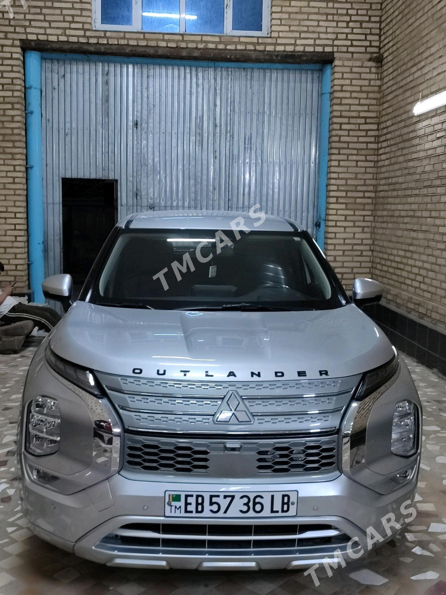 Mitsubishi Outlander 2023 - 350 000 TMT - Газаджак - img 2