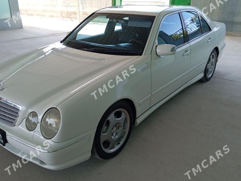 Mercedes-Benz E320 2002 - 155 000 TMT - Änew - img 2