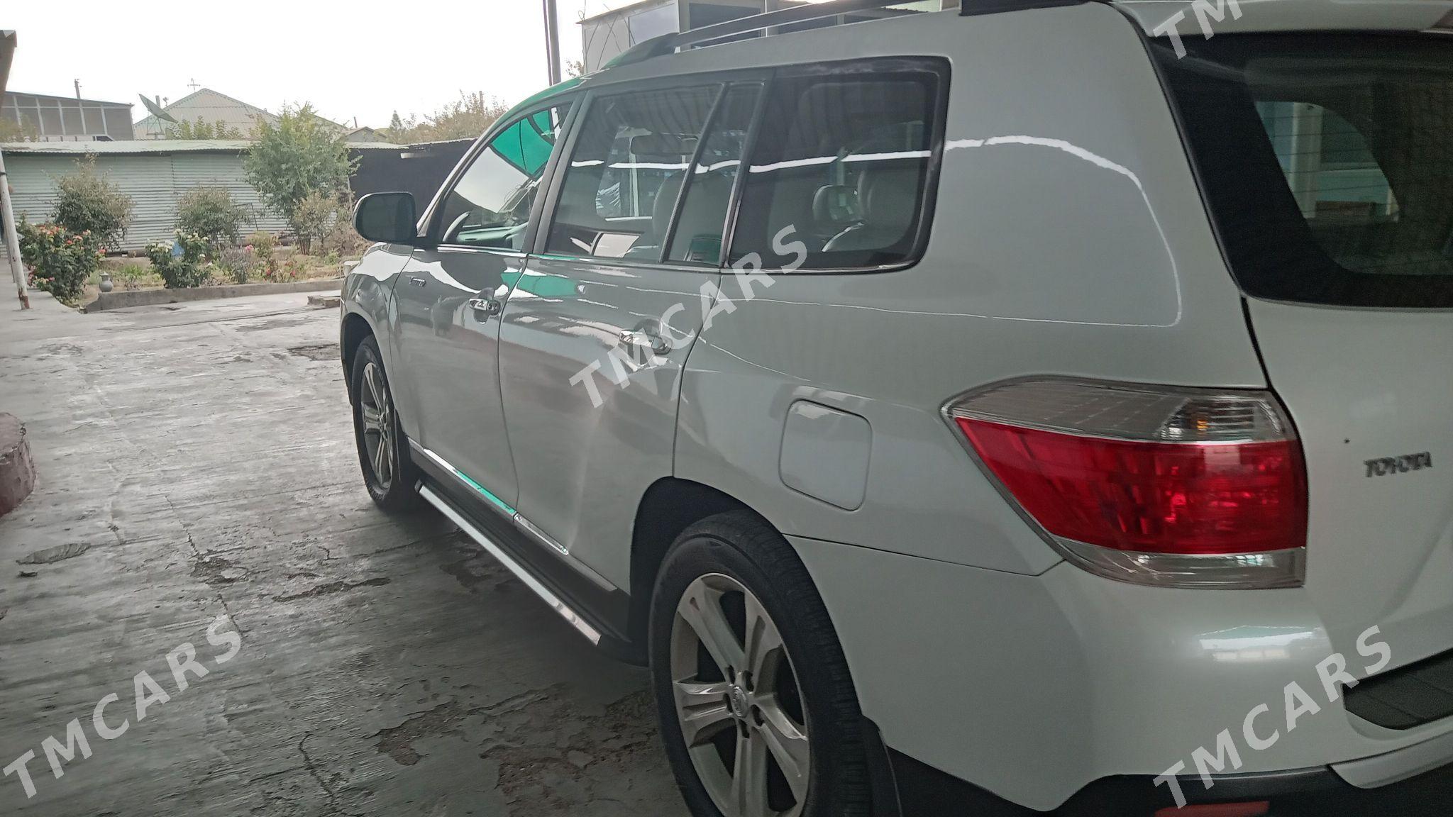 Toyota Highlander 2011 - 330 000 TMT - Aşgabat - img 6
