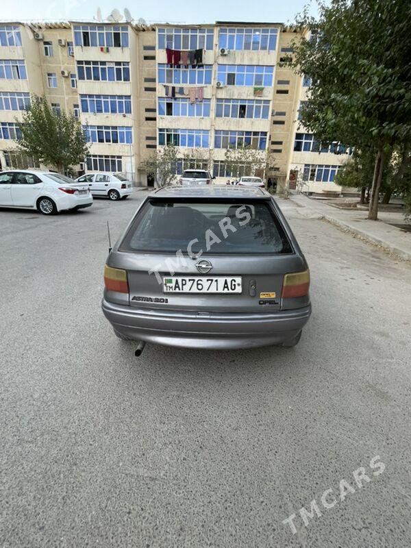 Opel Astra 1993 - 27 000 TMT - Бузмеин ГРЭС - img 4