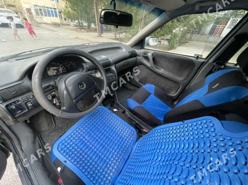 Opel Astra 1993 - 27 000 TMT - Бузмеин ГРЭС - img 7