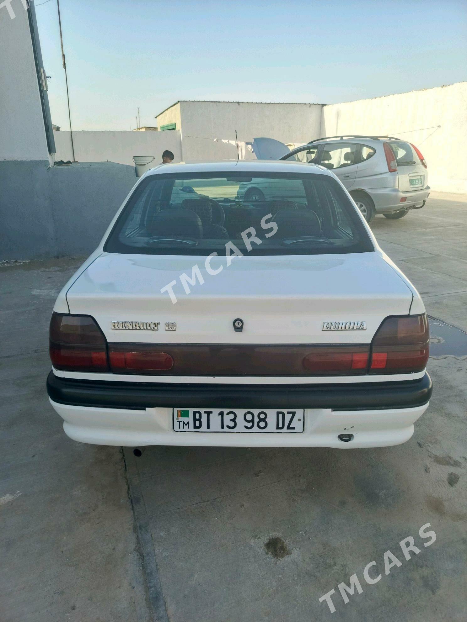 Renault Europa 19 1998 - 28 000 TMT - Daşoguz - img 4