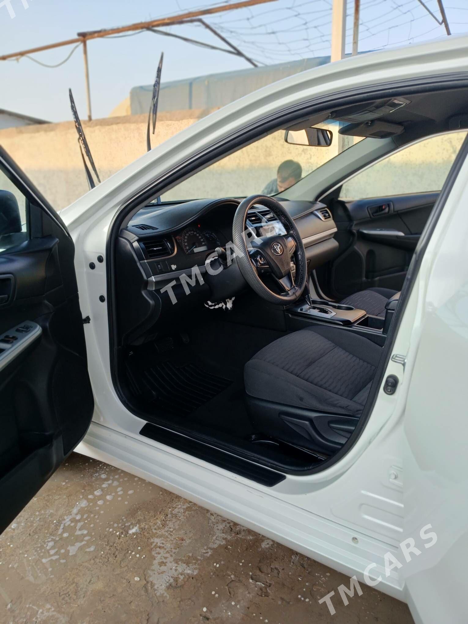 Toyota Camry 2017 - 245 000 TMT - Ак-Бугдайский этрап - img 8