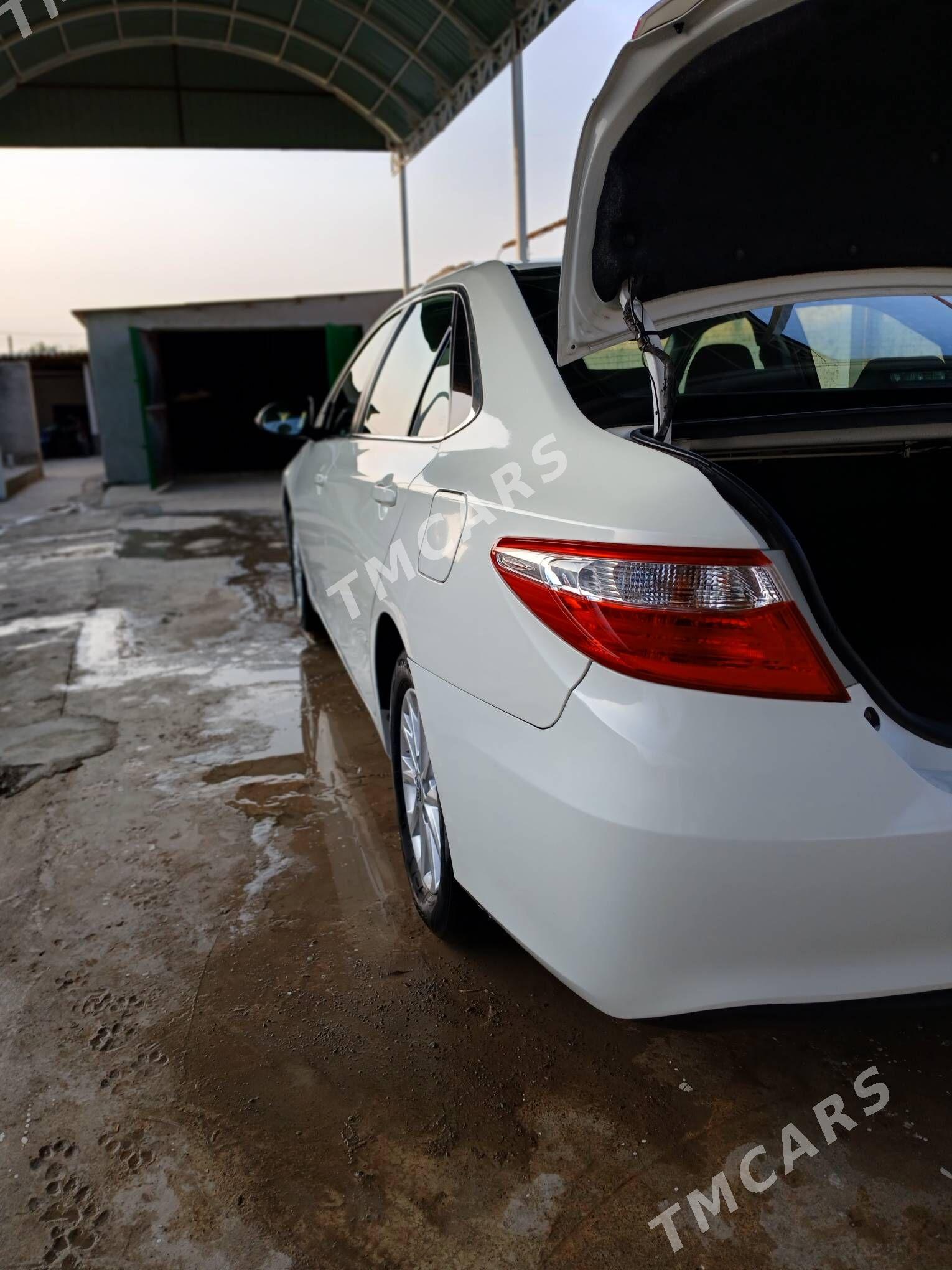 Toyota Camry 2017 - 245 000 TMT - Ак-Бугдайский этрап - img 3