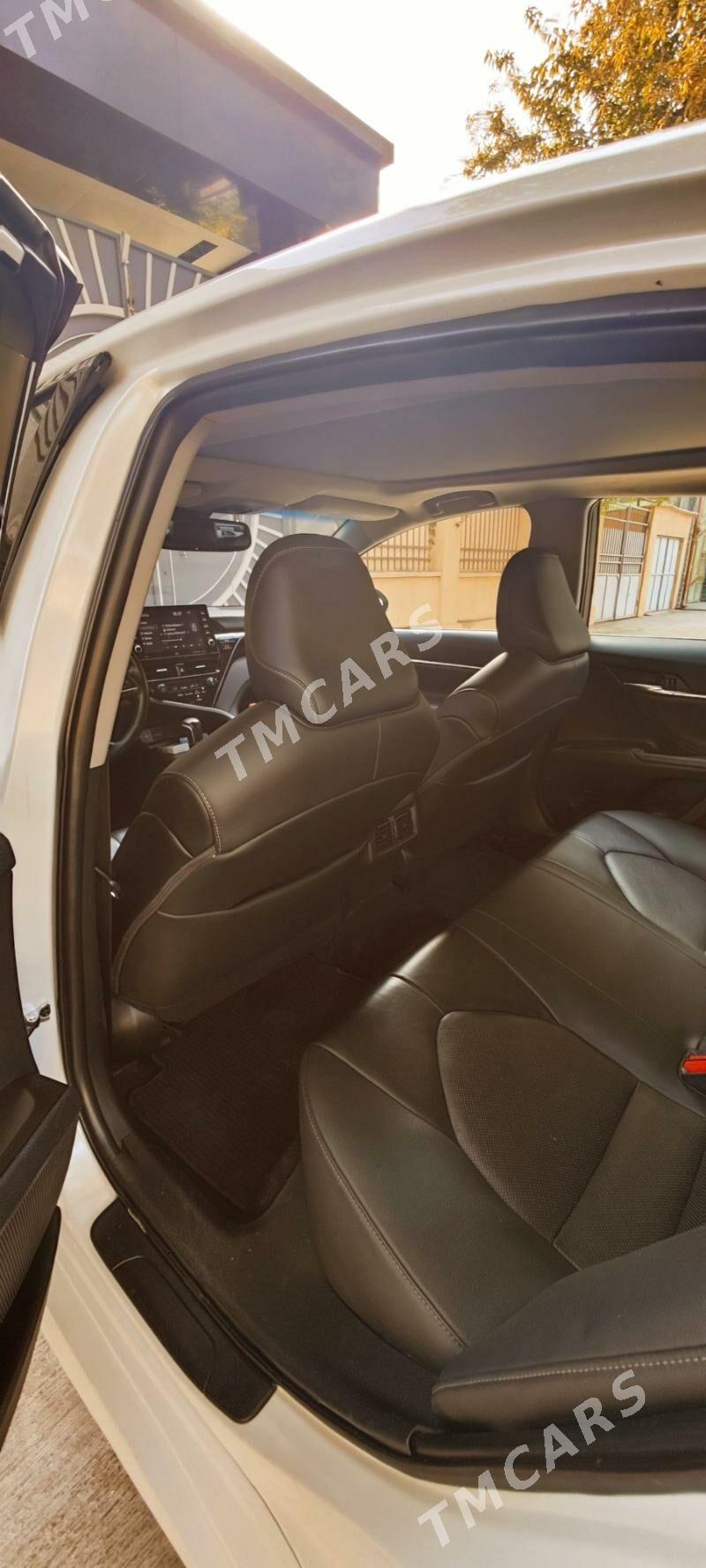 Toyota Camry 2022 - 490 000 TMT - Aşgabat - img 3