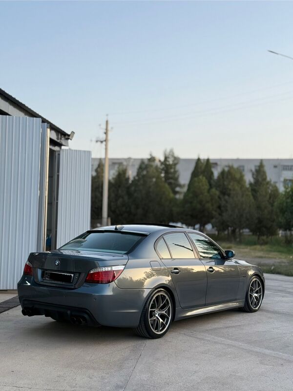 BMW E60 2009 - 240 000 TMT - Mary - img 7