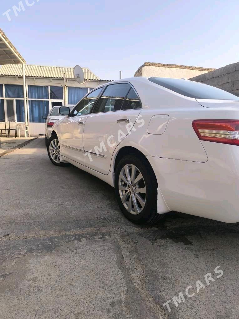 Toyota Camry 2011 - 150 000 TMT - Ашхабад - img 4