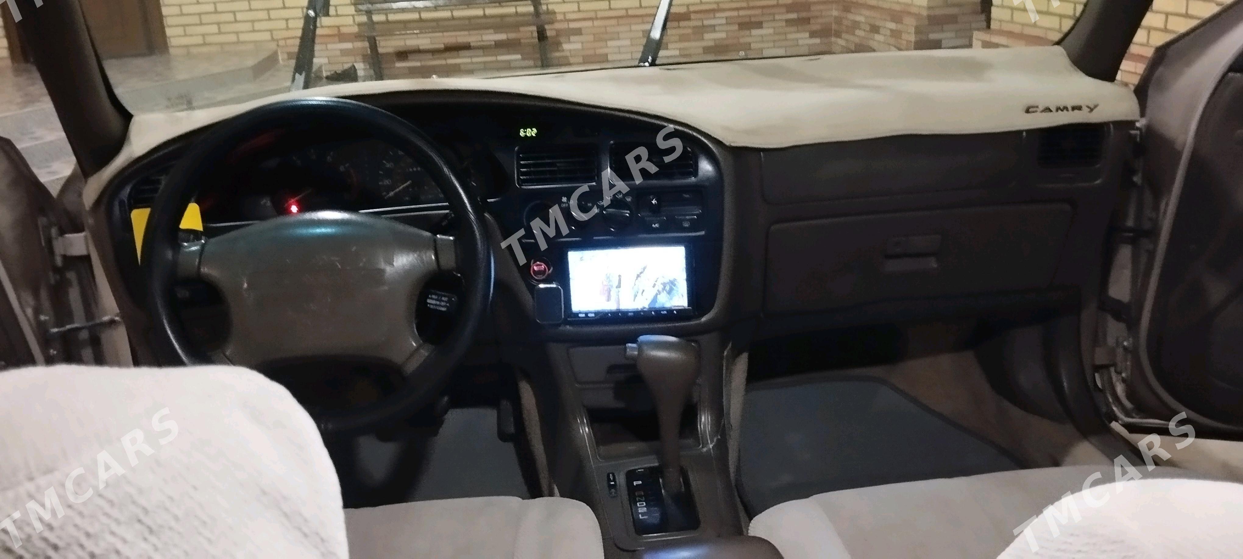 Toyota Camry 1995 - 100 000 TMT - Mary - img 3