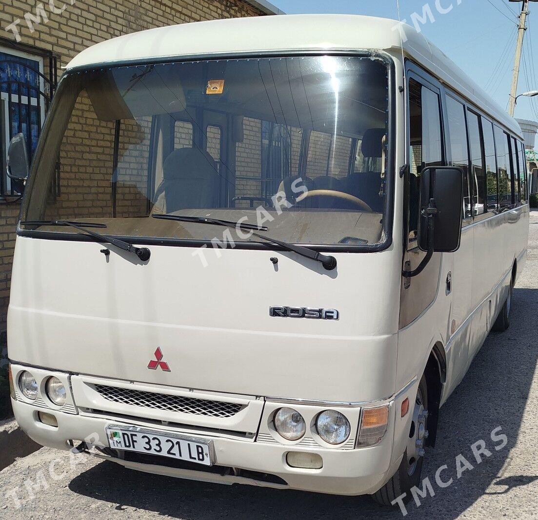 Mitsubishi Rosa 2004 - 240 000 TMT - Туркменабат - img 5