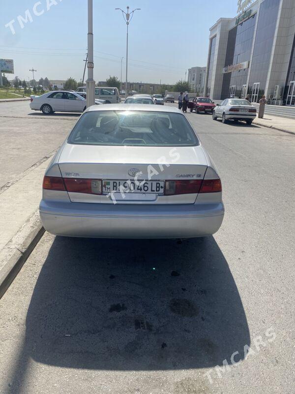 Toyota Camry 2000 - 130 000 TMT - Kerki - img 3